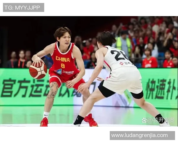 中国男篮与印度尼西亚激战正酣精彩比赛直播全程回顾与分析